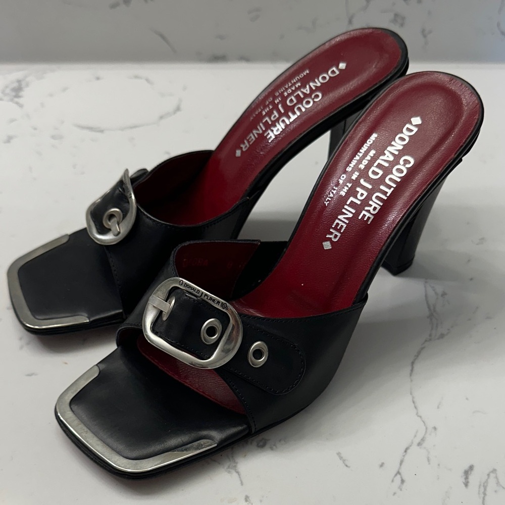 Black Leather Couture Donald J Pliner 4 inch Heel Open Toe Sandals Size 8